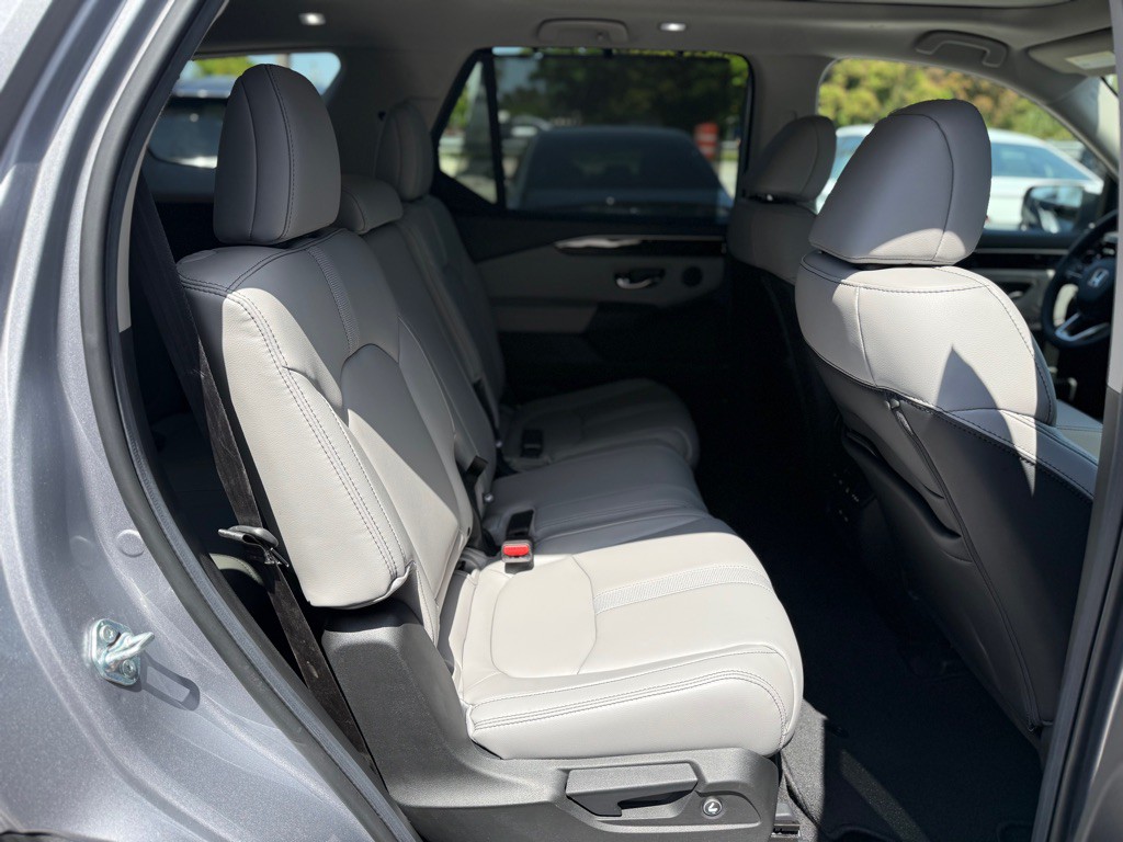 2025 Honda Pilot Image 37
