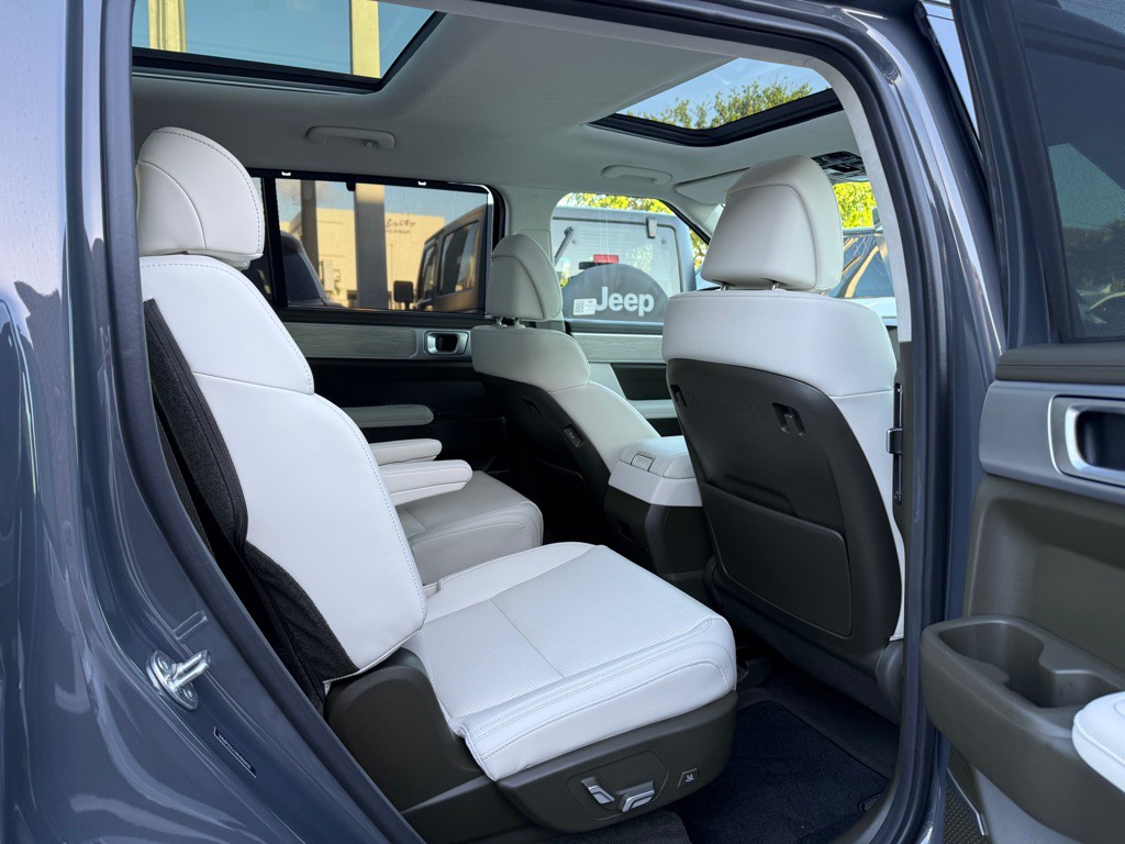 2024 Hyundai Santa Fe Image 38