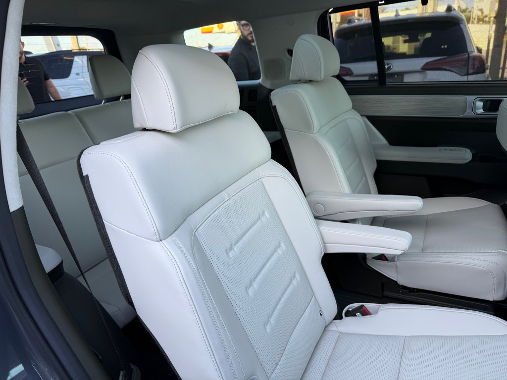 2024 Hyundai Santa Fe Image 40