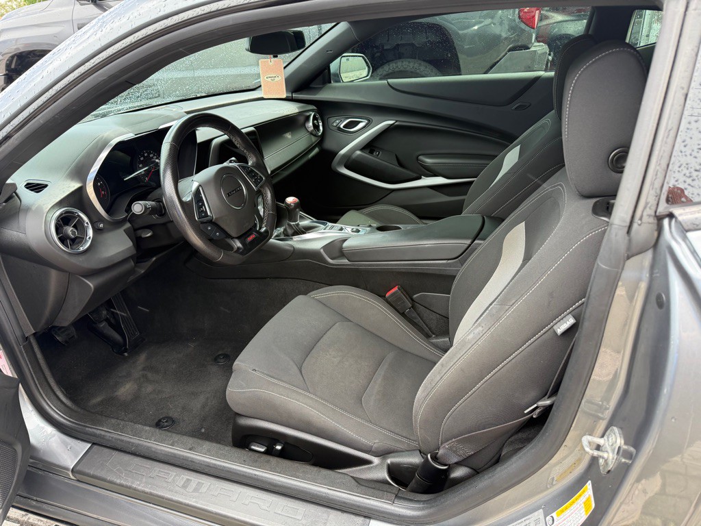 2021 Chevrolet Camaro Image 22