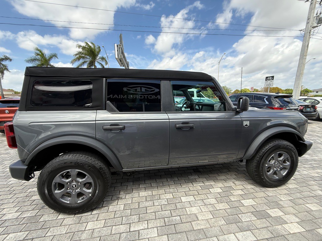 2025 Ford Bronco Image 10
