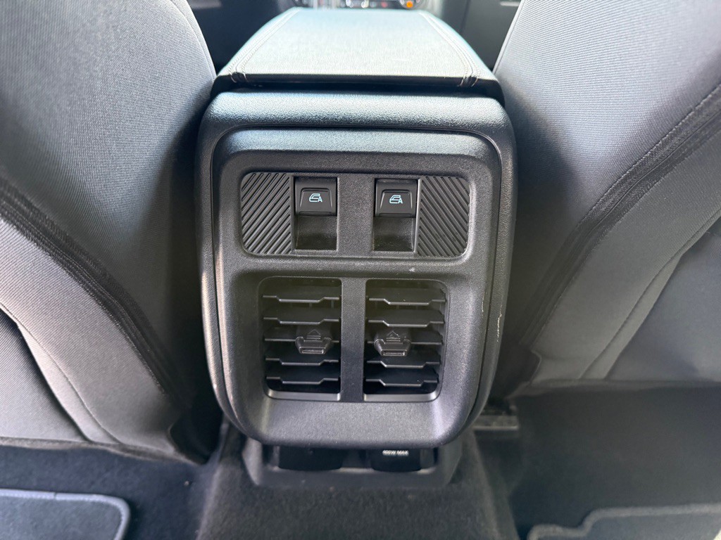 2025 Ford Bronco Image 32