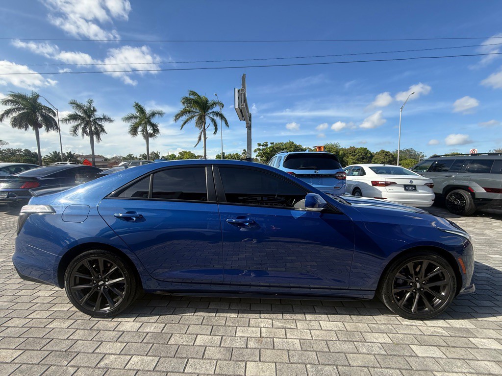 2021 Cadillac Ct4-v Image 9