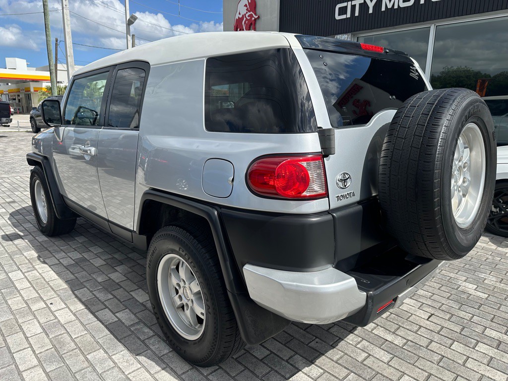 2007 Toyota FJ Cruiser Image 5