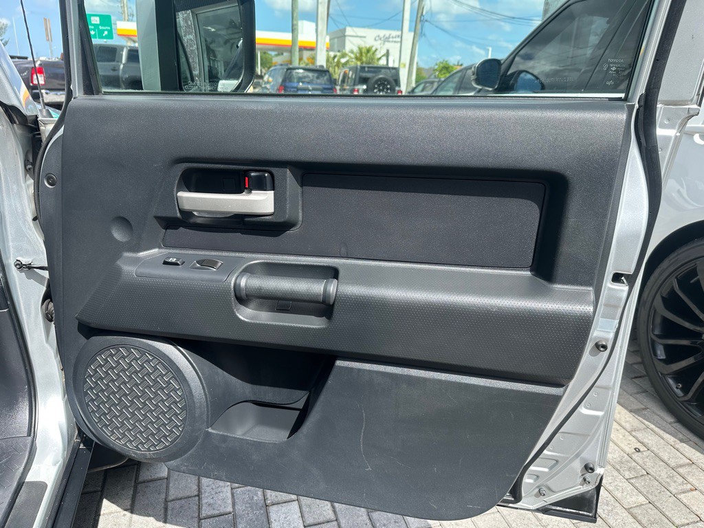 2007 Toyota FJ Cruiser Image 22