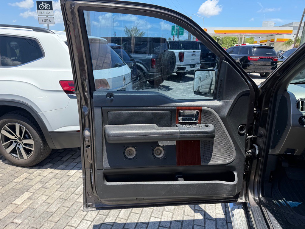 2005 Ford F-150 Image 9