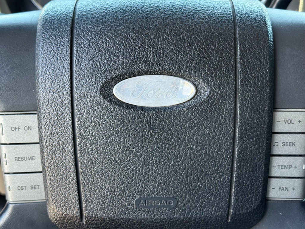2005 Ford F-150 Image 14