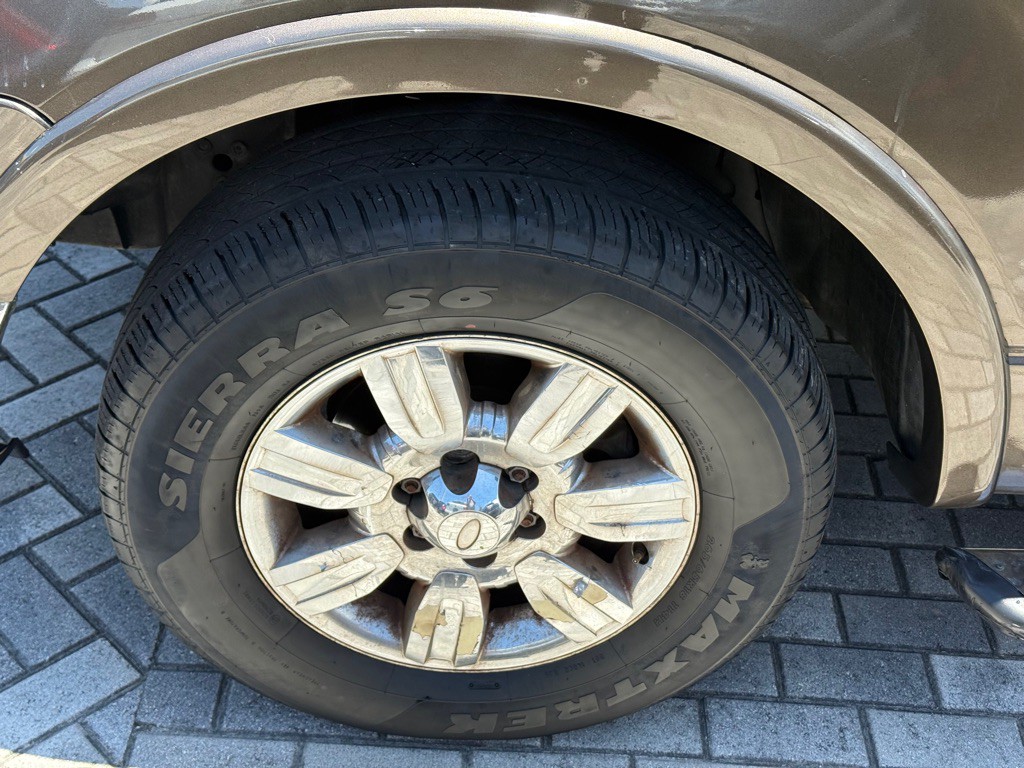 2005 Ford F-150 Image 30