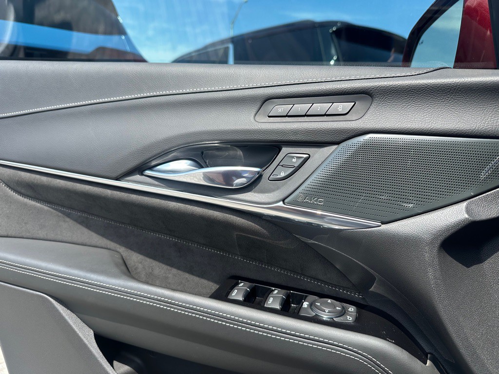 2022 Cadillac Ct4-v Image 12