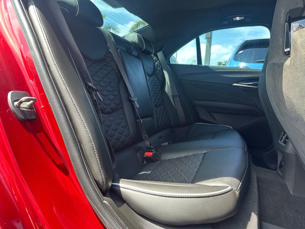 2022 Cadillac Ct4-v Image 34