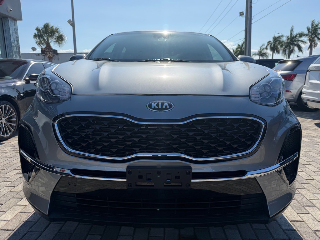 2022 Kia Sportage Image 2