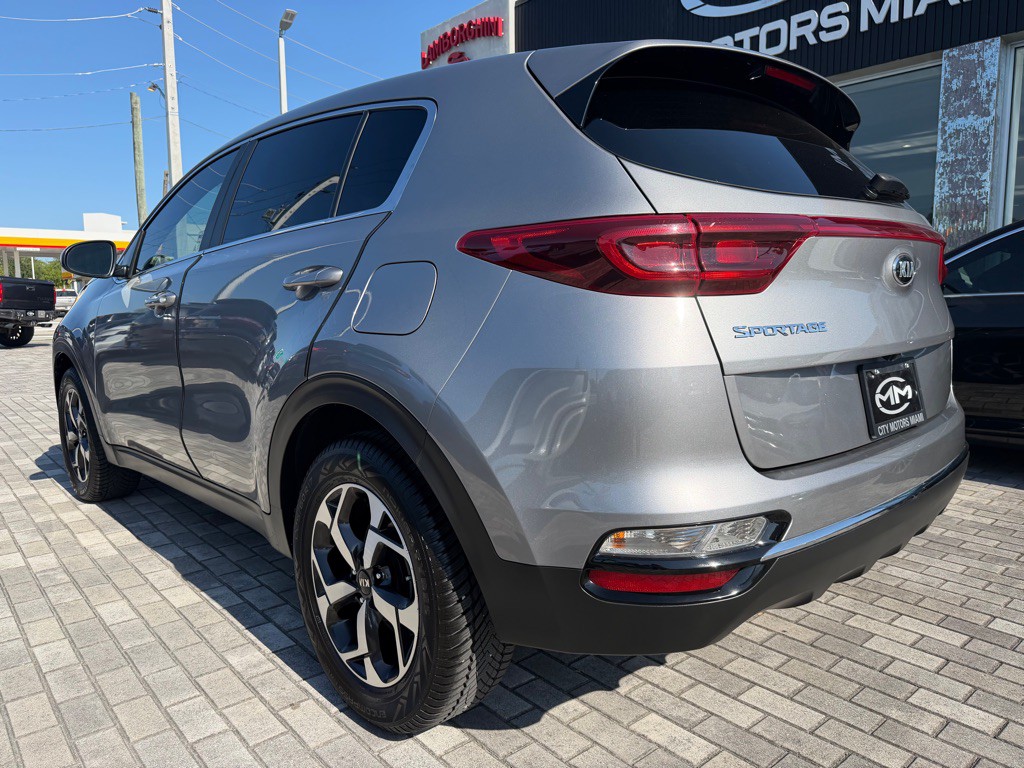 2022 Kia Sportage Image 5