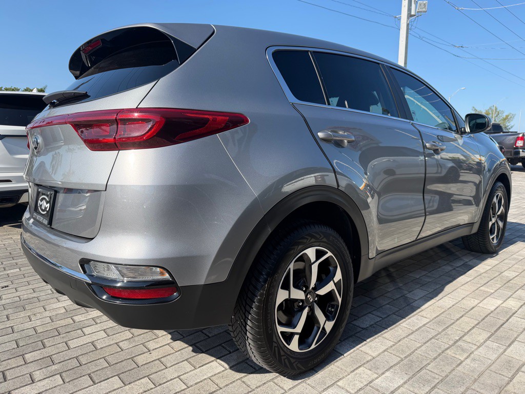 2022 Kia Sportage Image 8