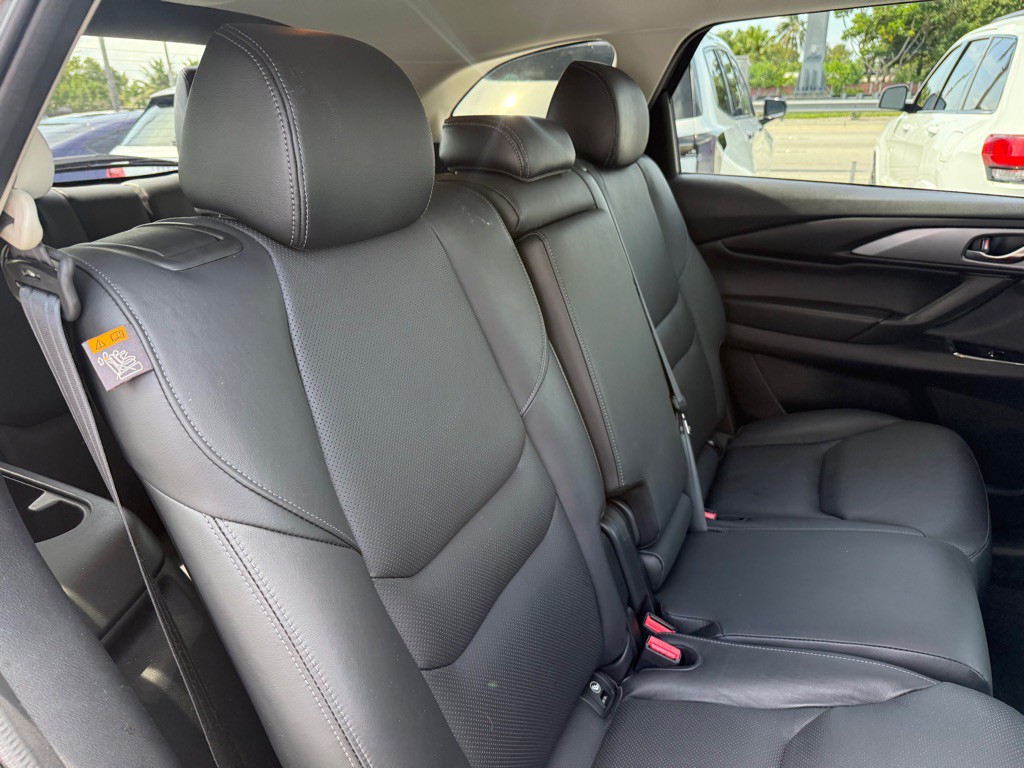 2023 Mazda CX-9 Image 40