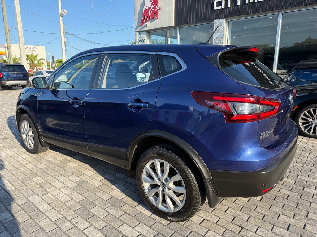 2022 Nissan Rogue Image 4