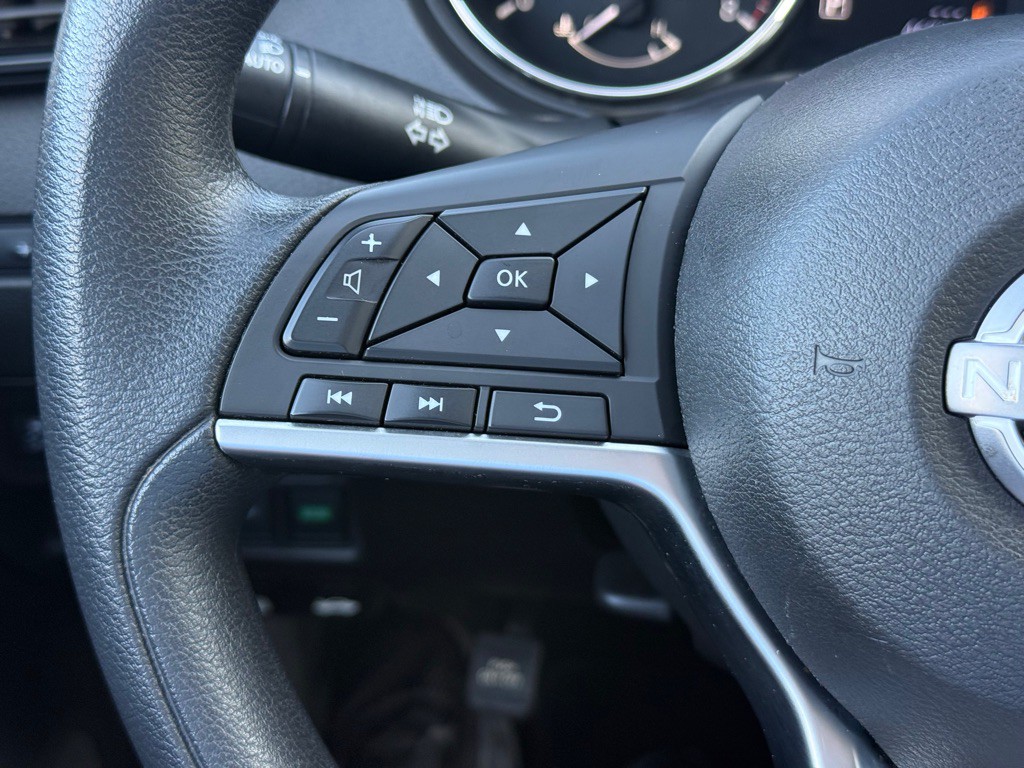 2022 Nissan Rogue Image 12
