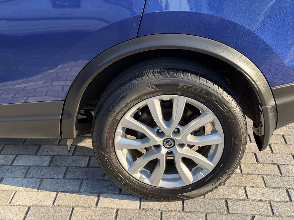 2022 Nissan Rogue Image 35