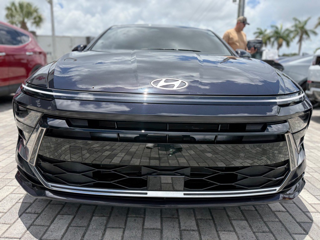 2026 Hyundai Sonata Image 2