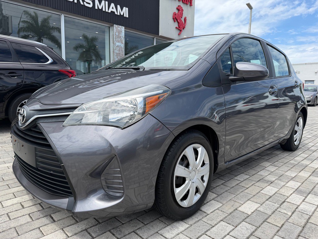 2015 Toyota Yaris Image 4