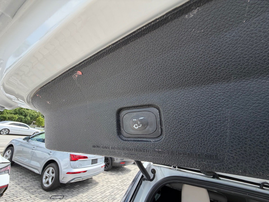 2018 Ford Explorer Image 9