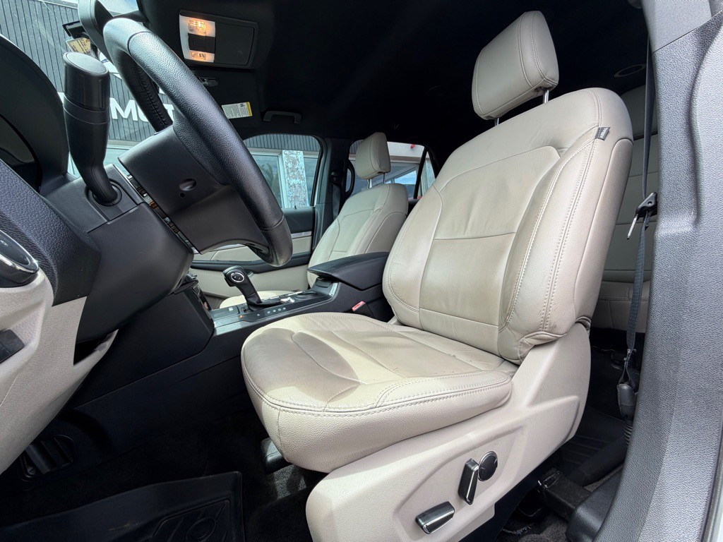 2018 Ford Explorer Image 13