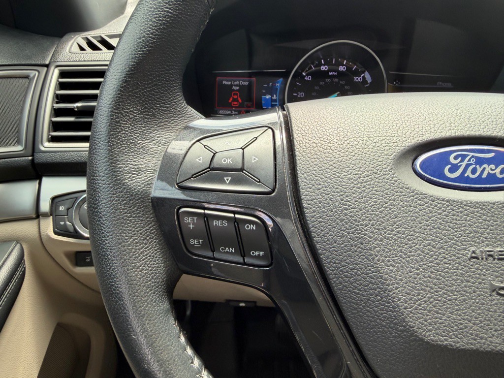 2018 Ford Explorer Image 17