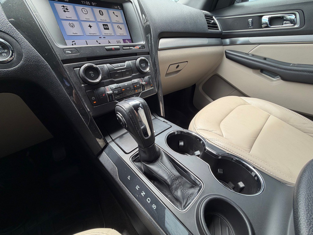 2018 Ford Explorer Image 26
