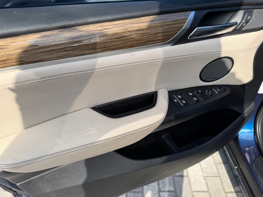 2017 BMW X3 Image 11