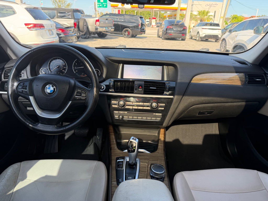 2017 BMW X3 Image 14
