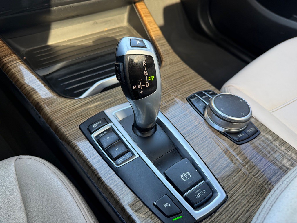 2017 BMW X3 Image 21