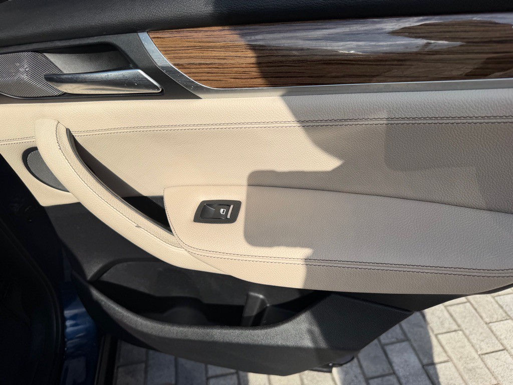 2017 BMW X3 Image 26