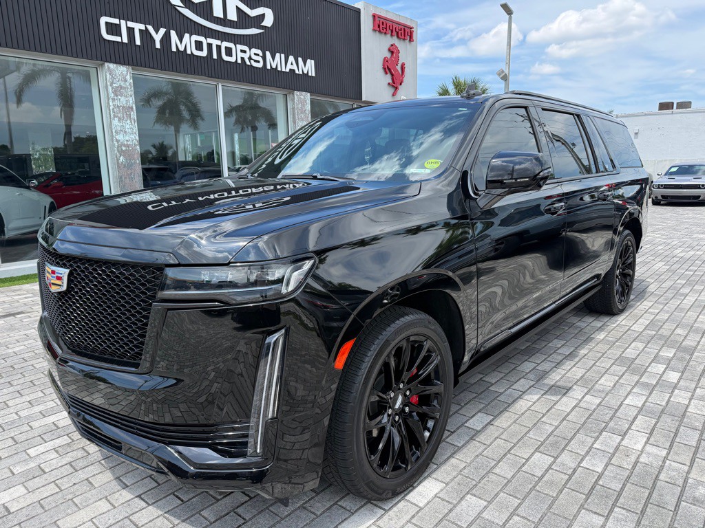 2022 Cadillac Escalade Image 3