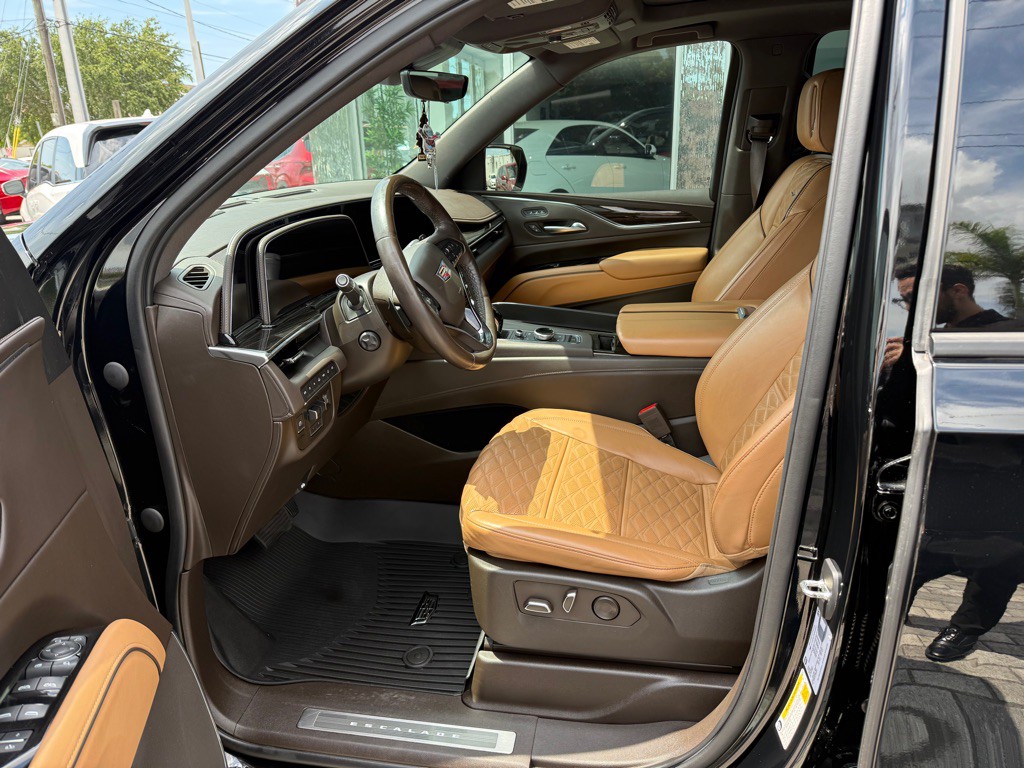2022 Cadillac Escalade Image 15