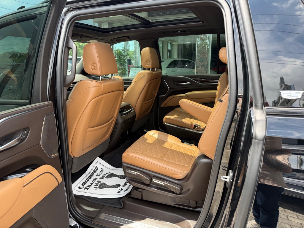 2022 Cadillac Escalade Image 37