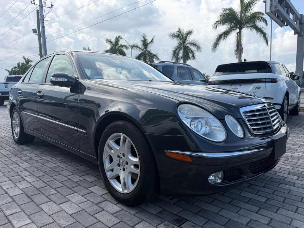 2004 Mercedes-Benz E-Class Image 1