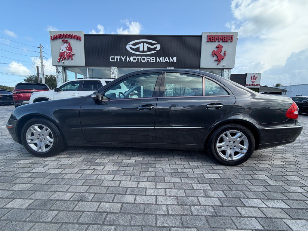 2004 Mercedes-Benz E-Class Image 5