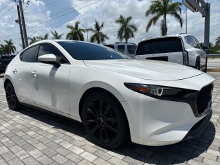 Image for 2021 Mazda Mazda3 Premium ID: 7523066