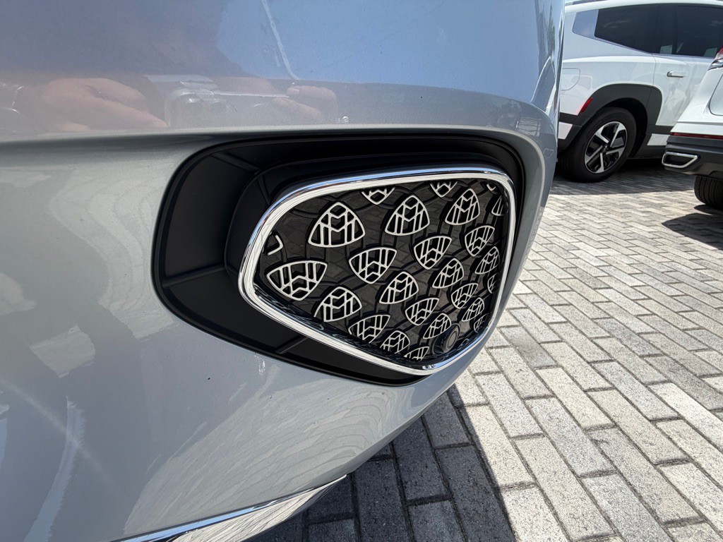 2024 Mercedes-Benz GLS-Class Image 4