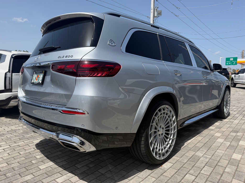 2024 Mercedes-Benz GLS-Class Image 18
