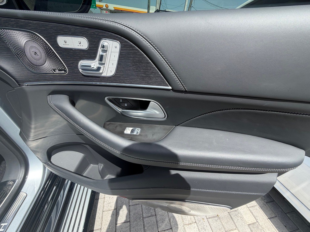 2024 Mercedes-Benz GLS-Class Image 24