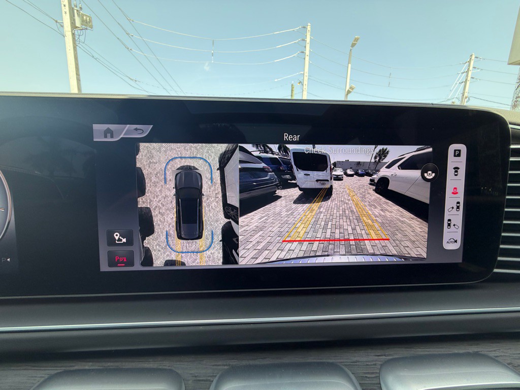 2024 Mercedes-Benz GLS-Class Image 36
