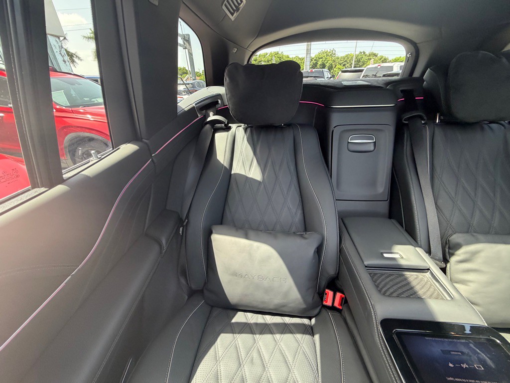 2024 Mercedes-Benz GLS-Class Image 49