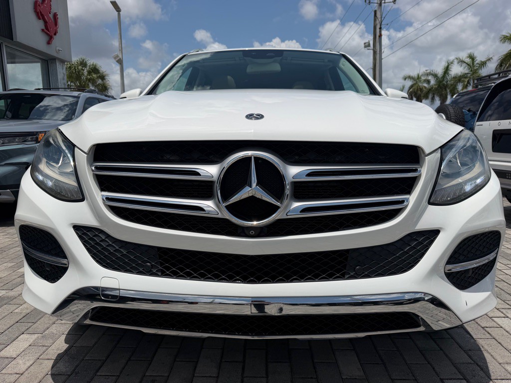 2018 Mercedes-Benz GLE-Class Image 2