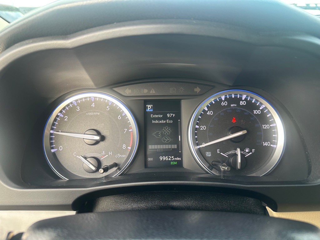 2017 Toyota Highlander Image 18