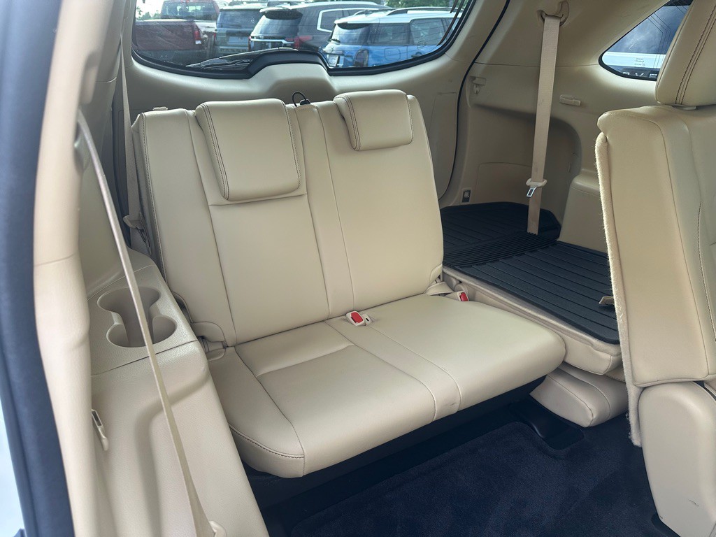 2017 Toyota Highlander Image 30