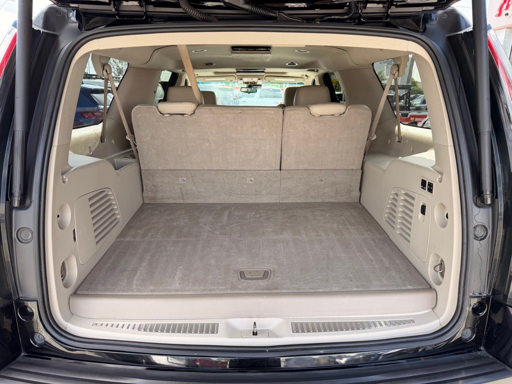 2020 Cadillac Escalade Image 8
