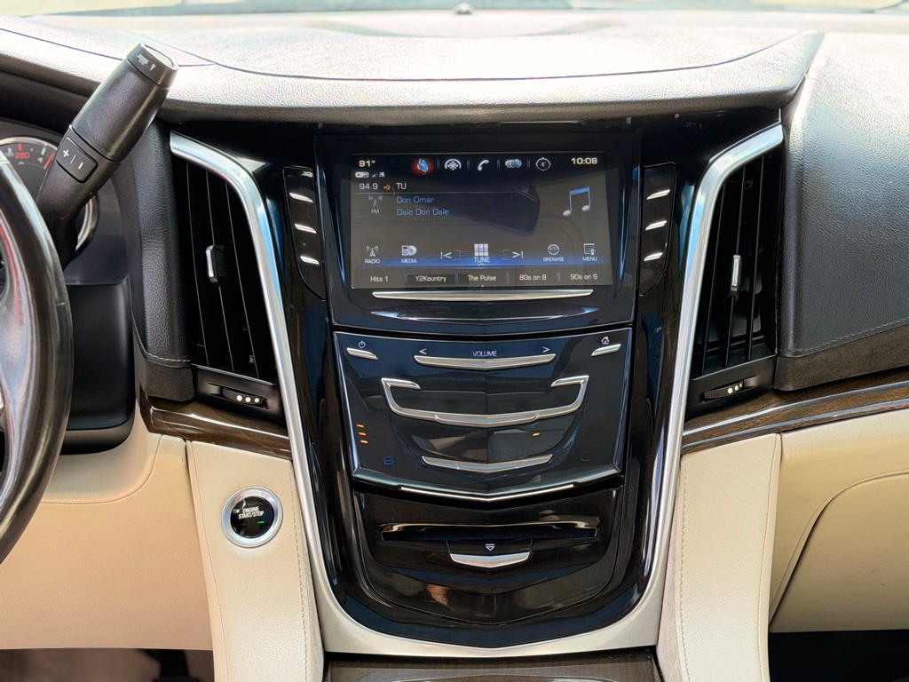 2020 Cadillac Escalade Image 18