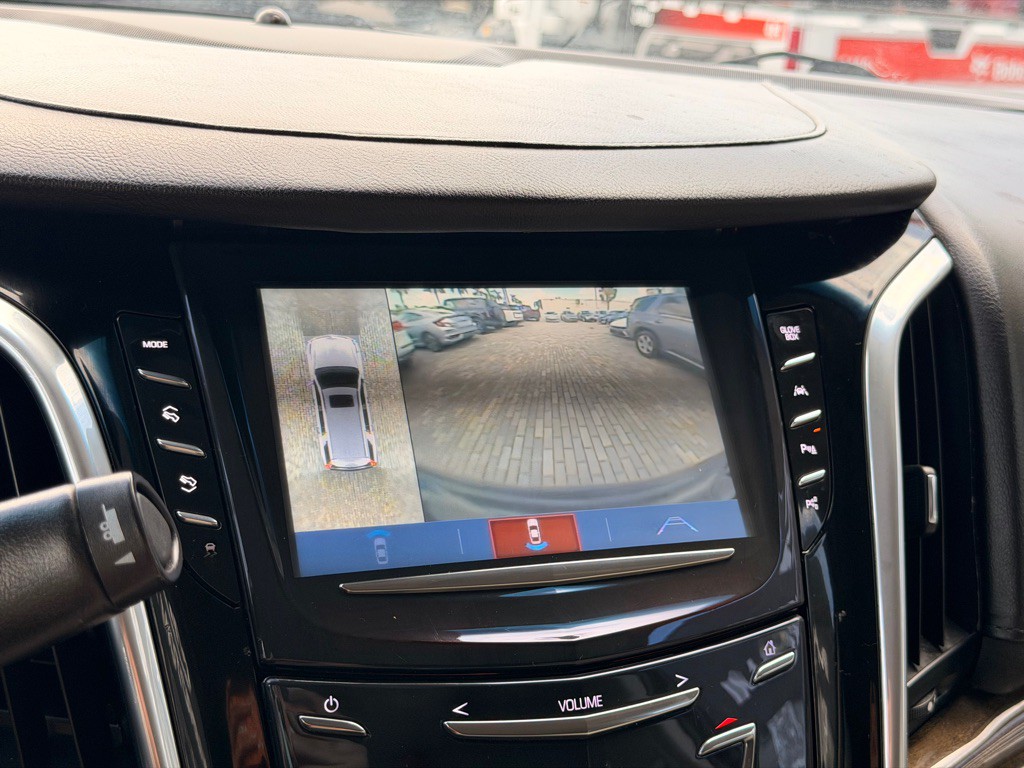 2020 Cadillac Escalade Image 19