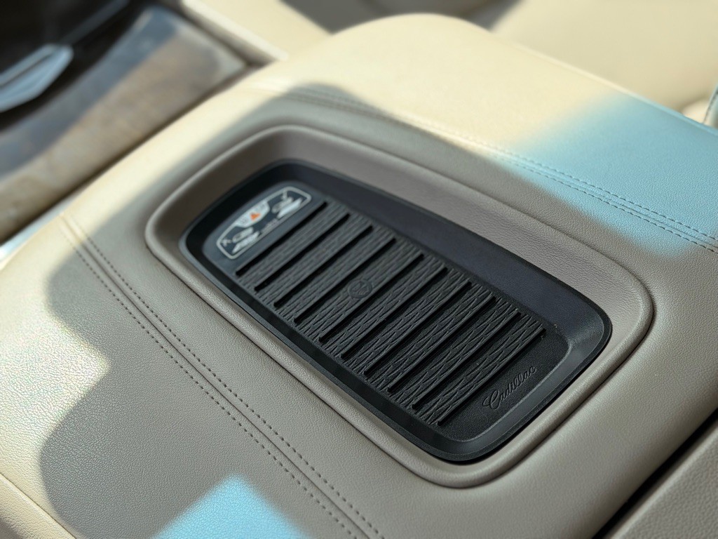 2020 Cadillac Escalade Image 20