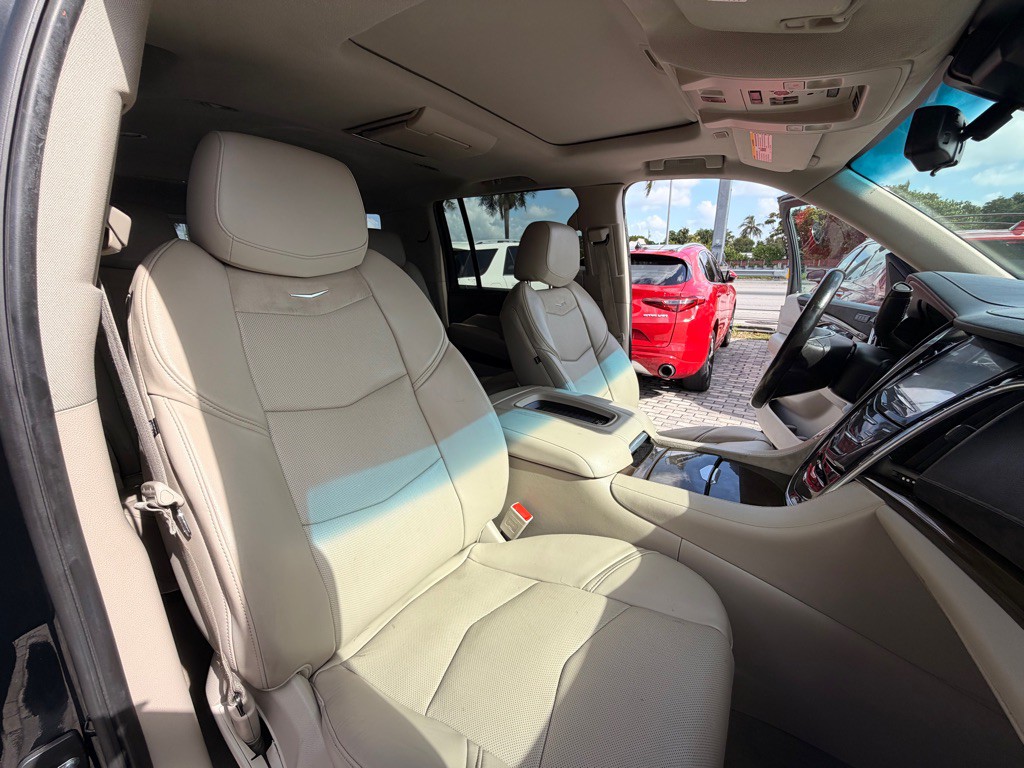 2020 Cadillac Escalade Image 22